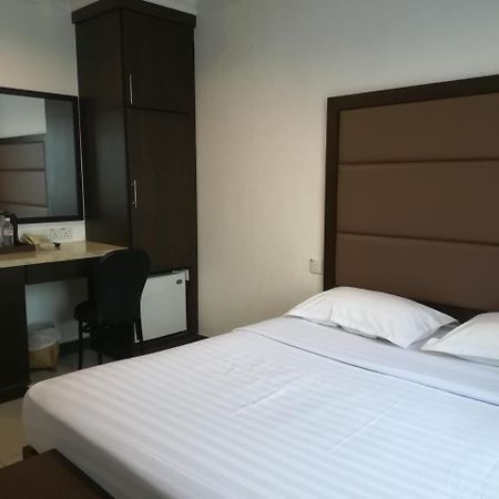 Crystal Lodge Кота-Бару Екстер'єр фото